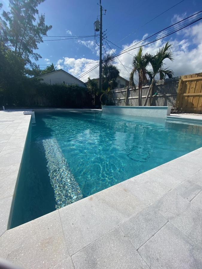 Jungle Cottage With Luxury Pool, Hot Tub And More! Lake Worth Beach Exterior foto
