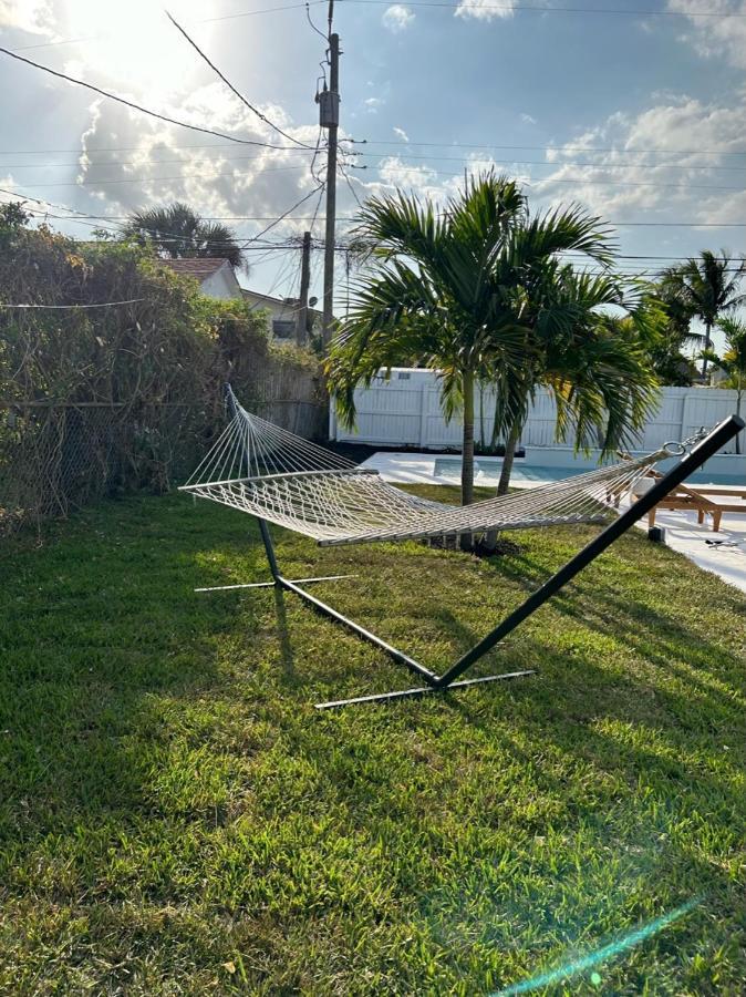 Jungle Cottage With Luxury Pool, Hot Tub And More! Lake Worth Beach Exterior foto